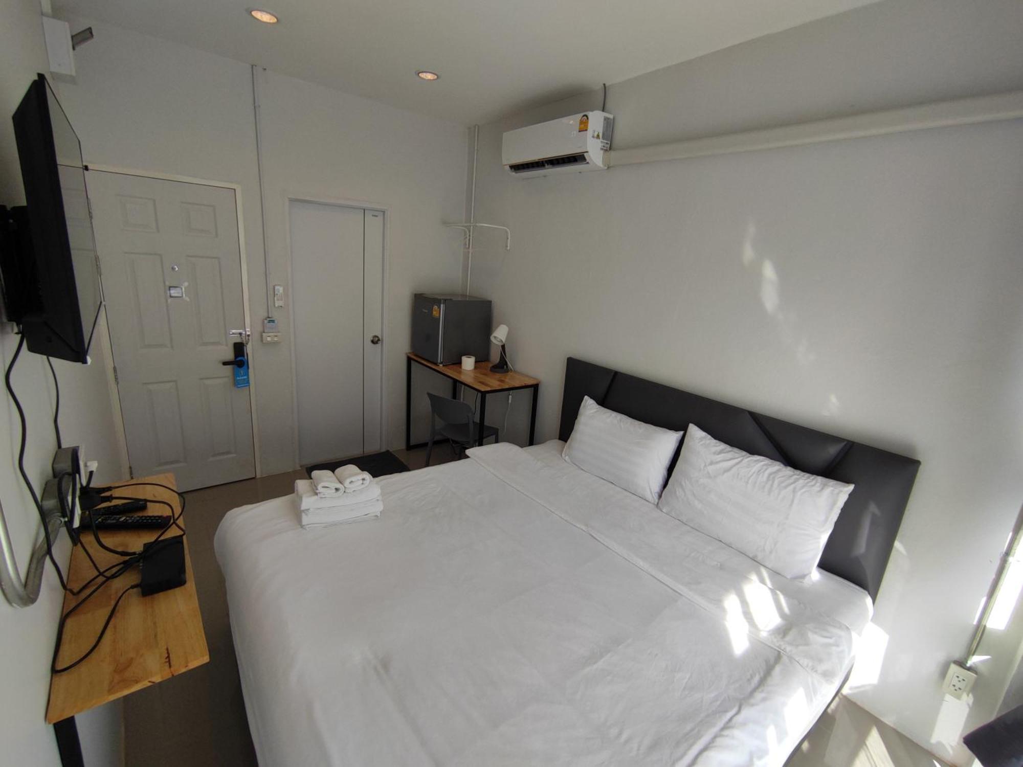 ไลฟ์ โฮเทล ร่องขุ่น - วัดร่องขุ่น เชียงราย Hotel Ban Mai  ภายนอก รูปภาพ
